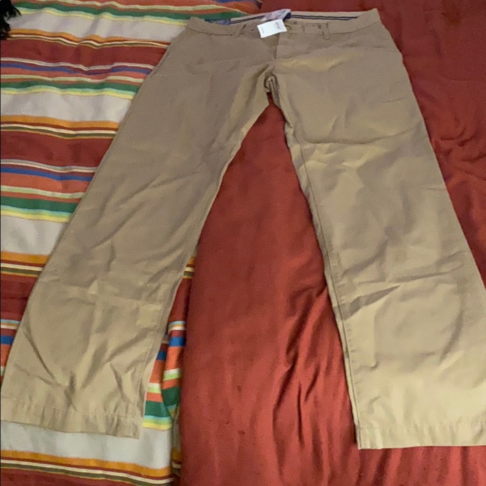 Men’s Gap Khakis 34X32